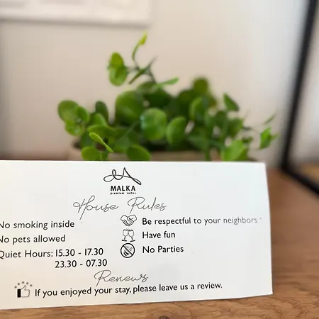 Malka Premium * Hanioti